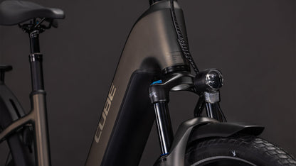 Cube Touring Hybrid Comfort SLX 800 Wave