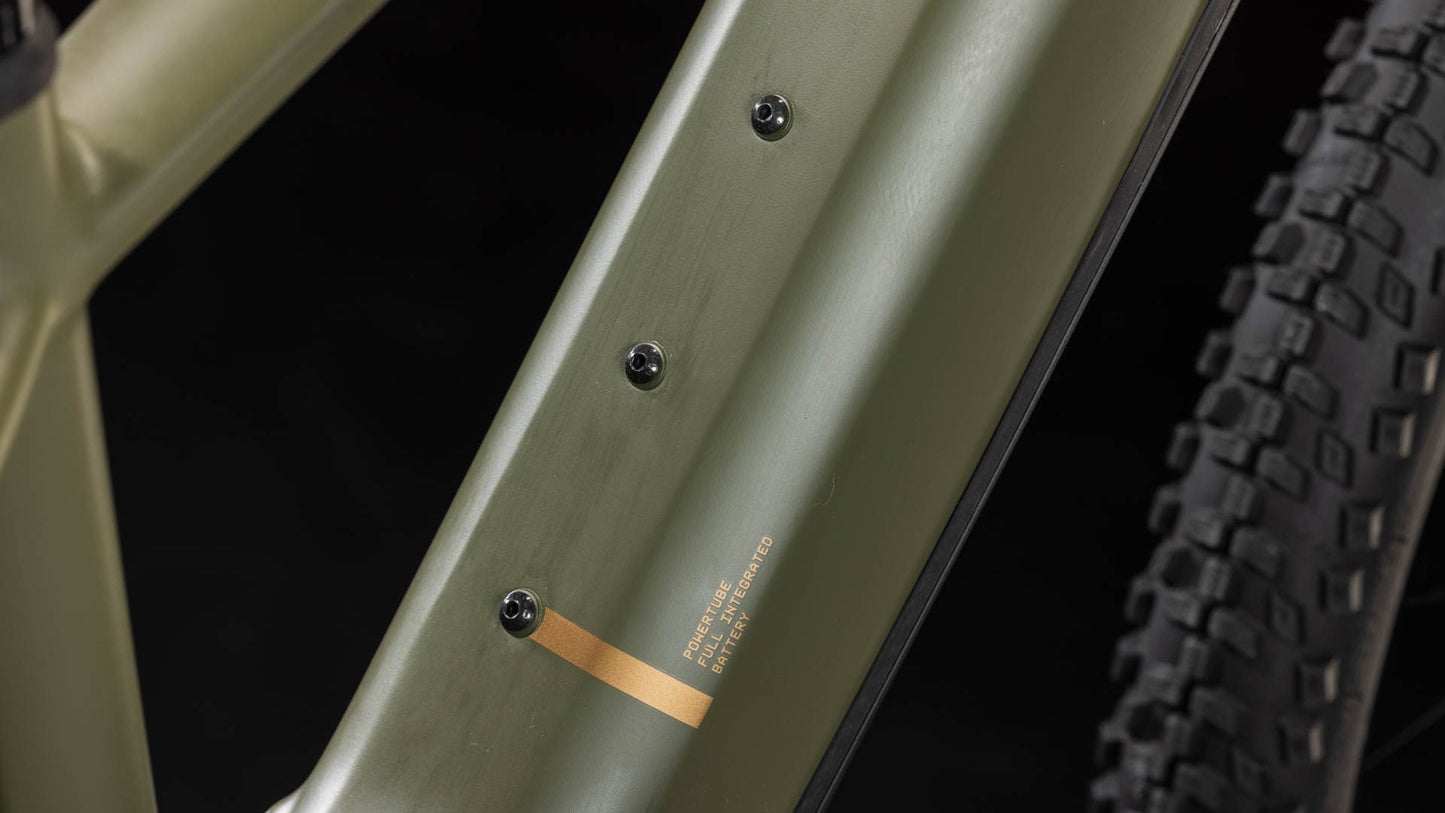 Cube Reaction Hybrid Pro 800