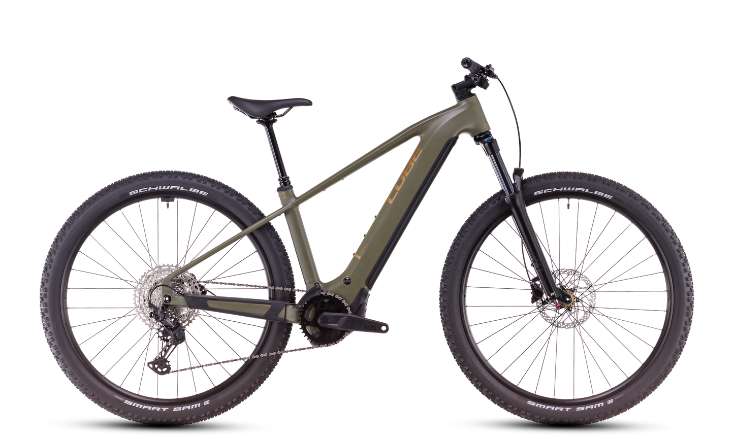 Cube Reaction Hybrid Pro 800