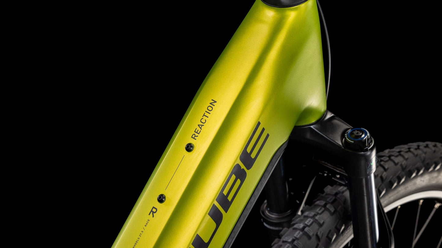 Cube Reaction Hybrid Race Wave