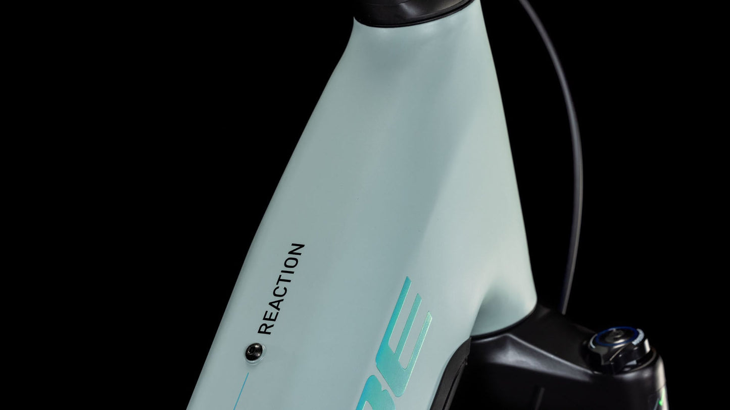 Cube Reaction Hybrid Race Wave