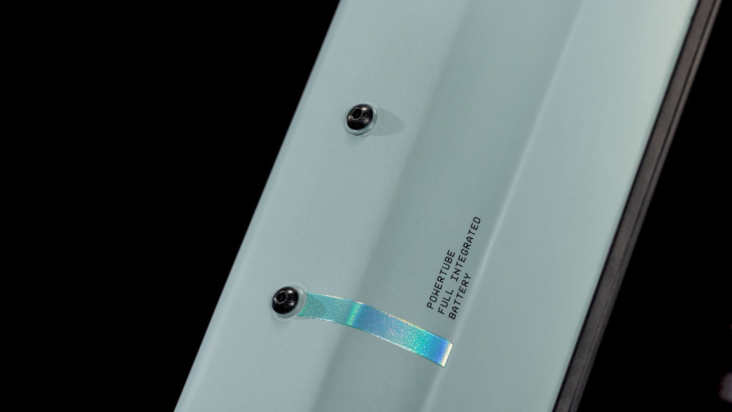 Cube Reaction Hybrid Race Wave