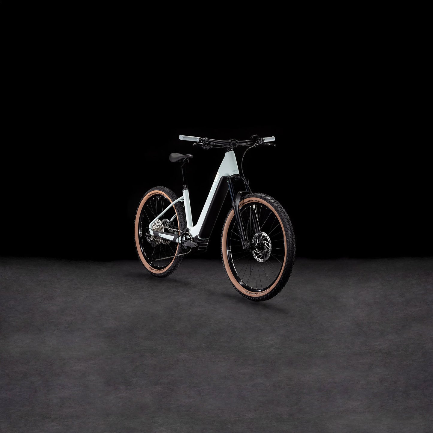 Cube Reaction Hybrid Race Wave